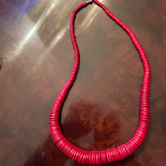 Necklace - Picture 1 of 2